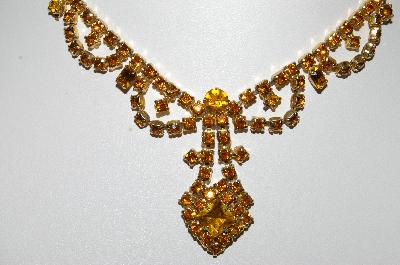 +MBA #E45-087   "Vintage Goldtone Citrine & Brown Rhinestone Necklace/Choker "