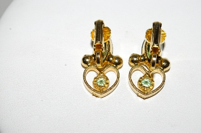 +MBA #E46-130   "Vintage Goldtone Green Glass Stone Clip On Earrings"