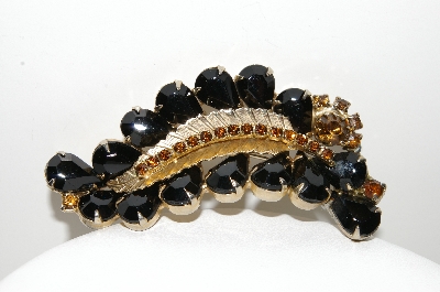 **MBA #E46-054   "Vintage Gold Plated Black Glass & Brown Rhinestone Fancy Leaf Pin"
