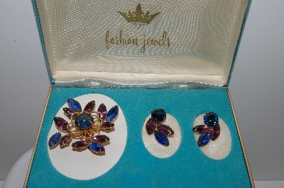+MBA #E46-166  "Vintage Set Of Fashion Jewels Blue & Purple Glass Stone Pin & Earrings "