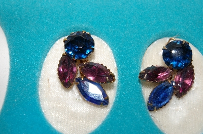 +MBA #E46-166  "Vintage Set Of Fashion Jewels Blue & Purple Glass Stone Pin & Earrings "