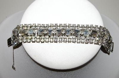 +MBA #E47-086   "Vintage Silvertone Round & Emerals Cut Clear Crystal Rhinestone Bracelet"