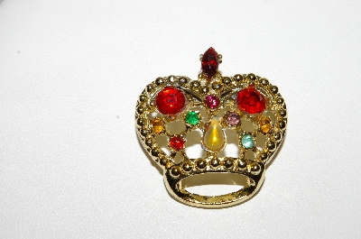 **MBA #E47-042   "Vintage Goldtone Multi Colored Rhinestone Crown Pin"