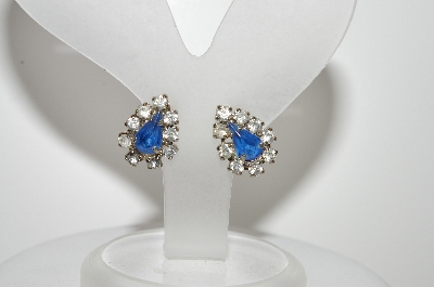 +MBA #E47-068   "Vintage Silvertone Blue & Clear Rhinestone Choker & Earring Set"