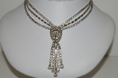 +MBA #E47-001   "Vintage Plated Silver Clear Crystal Rhinestone Necklace"