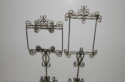+MBA #E47-150  "Set Of 2 Vintage Black Wire With Gold Brushing Photo Stands"