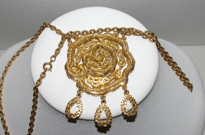 +MBA #91-040   "Vintage Gold Plated Fancy Rose Necklace"
