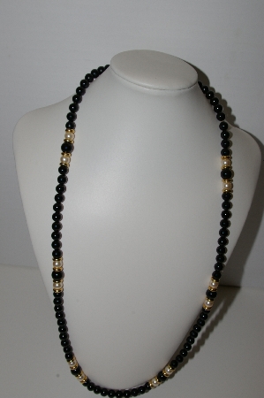 +MBA #91-076   "Napier Black Acrylic  Bead & Faux Pearl Necklace"