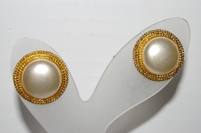 +MBA #91-028   "Napier Goldtone Faux Pearl Pierced Earrings"