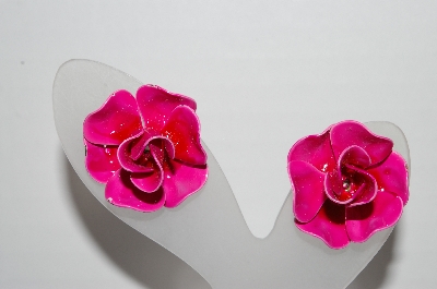 +MBA #91-184   "Vintage Pink Enameled Rose Clip On Earrings"