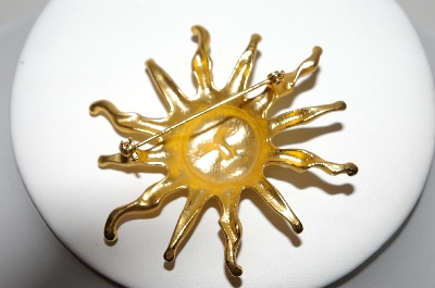 +MBA #91-128   "Vintage Gold Plated Fancy Sun Pin"
