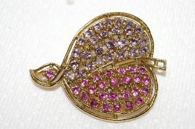 **MBA #E48-032   "Vintage Gold Tone Pink & Lavender Crystal Rhinestone Pin"