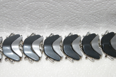 +MBA #E48-202   "Vintage Silvertone Black & Grey Lucite Bracelet"