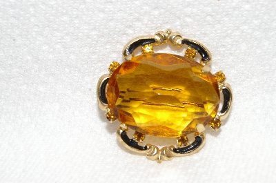 **MBA #E48-262   "Vintage Gold Tone Citrine Colored Glass Stone Pin"