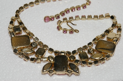 +MBA #E49-135   "Vintage Gold Tone Pink Art Glass & Rhinestone Chocker"