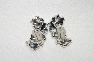 +MBA #E49-076   "Vintage Silvertone Fancy Blue Rhinestone Clip On Earrings"