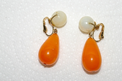 +MBA #E49-177   "Vogue Gold Tone Orange & Cream Colored Glass Stone Clip On Earrings"
