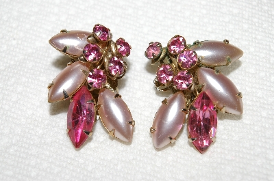 +MBA #E50-154   "Vintage Goldtone Pink Rhinestone & Faux Pearl Clip On Earrings"