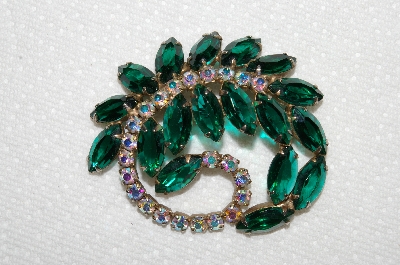 **MBA #E50-058   "Vintage Gold Tone Green & AB Crystal Rhinestone Brooch"