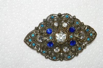 **MBA #E50-141   "Vintage Gold Tone Blue & Clear  Crystal Rhinestone Pin"