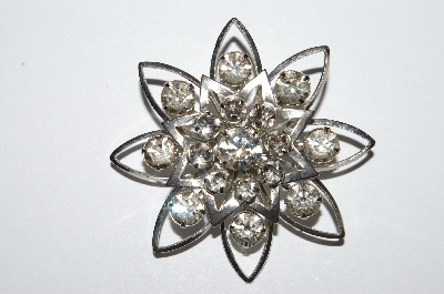 **MBA #E50-191   "Vintage Silvertone Clear Crystal Rhinestone Flower Pin"
