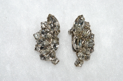 +MBA #E50-377   Vintage Silvertone Fancy Clear Crystal Rhinestone Earrings"