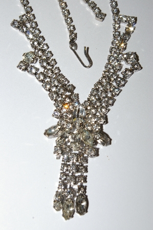 +MBA #E50-447   "Vintage Silvertone Fancy Clear Crystal Rhinestone Chocker"
