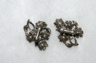 +MBA #E50-331   "Vintage Antique Look Clear Crystal & Faux Pearl Floral Clip On Earrings"