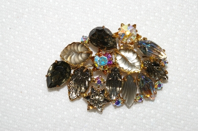 +MBA #E52-066   "Vintage Juliana  Art Glass Stone & AB Crystal Rhinestone Brooch"