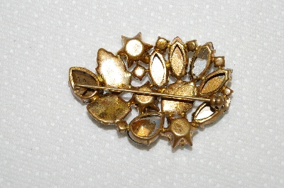 +MBA #E52-066   "Vintage Juliana  Art Glass Stone & AB Crystal Rhinestone Brooch"