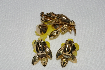 +MBA #E52-084   "Beaujewels Goldtone Yellow Lucite Flower & Glass Stone Pin & Earrings Set"