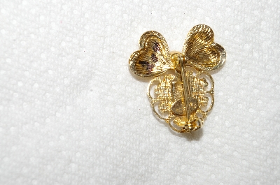**MBA #E52-247   "Vintage Signed Gold Plated Fancy Heart Pin"
