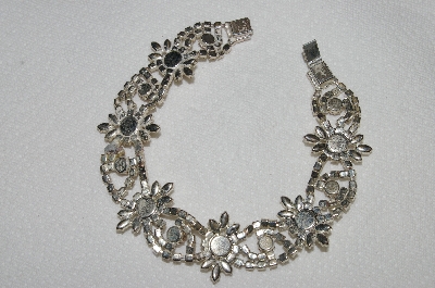 +MBA #E52-035   " 12" Vintage Silvertone Red & Clear Crystal Rhinestone Fancy Chocker"