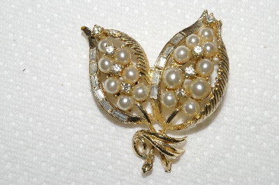 +MBA #E52-097   "Coro Gold Tone Faux Pearl & Clear Crystal Rhinestone Double Leaf Pin"