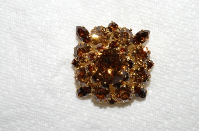 **MBA #E53-082   "Made In Austria Citrine & Rootbeer Colored Crystal Rhinestone Pin"