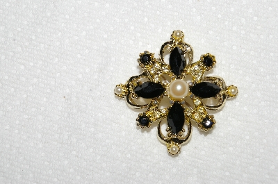 **MBA #E53-230    "Vintage Goldplated Black ,& Clear Rhinestone & Faux Pearl Pin"
