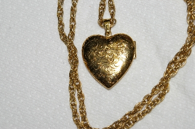 +MBA #E53-256   "Older 1928 Gold Tone Heart Locket  With 28" Chain"