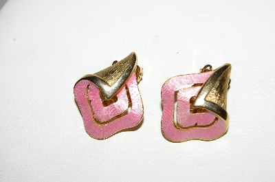 +MBA #E51-449   "Vintage Gold Plated Pink Enameled Clip On Earrings"