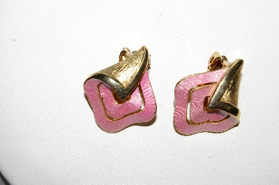 +MBA #E51-449   "Vintage Gold Plated Pink Enameled Clip On Earrings"