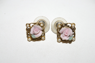 +MBA #E51-033    "Vintage Gold Tone Pink Porcelain Rose & Faux Pearl Pierced Earrings"