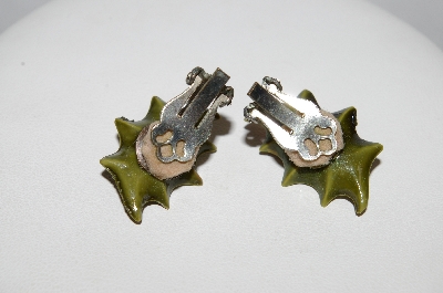 +MBA #E51-012    "Vintage Termoplastic Holly Leaf With Berries Clip On Earrings"