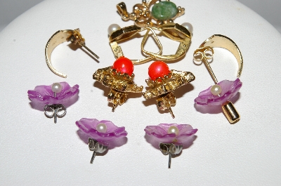 **MBA #E51-038   "Vintage Lot Of (6) Piece's Of Jewelry"