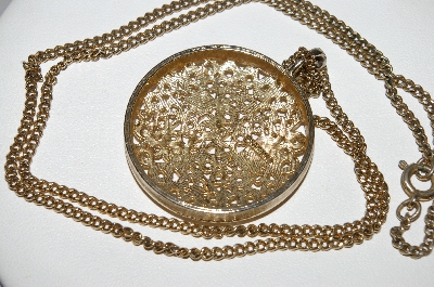 +MBA #E51-072   "Sarah Coventry Fancy Gold Tone Pendant With Chain"