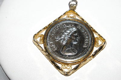 +MBA #E51-149   "Vintage Gold Plated Framed "Elizabeth II Regina Coin" Pendant"