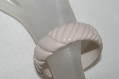+MBA #E54-083   "Vintage Cream Colored Carved Plastic Bangle Bracelet" 