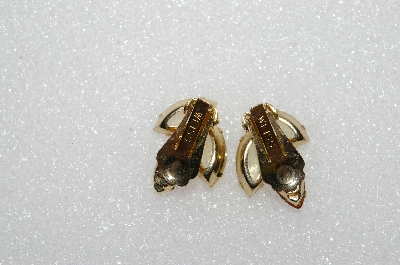 +MBA #E55-038   "Weiss Gold Tone Fancy Glass Stone Clip On Earrings"