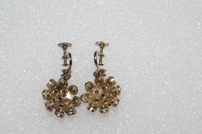 +MBA #E55-011   "Vintage Gold Tone Pink Crystal Rhinestone Screw Back Earrings" 