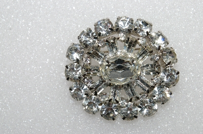 **MBA #E55-106   "Vintage Silvertone Fancy Clear Crystal Rhinestone Brooch"