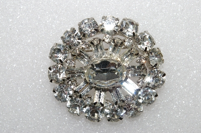**MBA #E55-106   "Vintage Silvertone Fancy Clear Crystal Rhinestone Brooch"