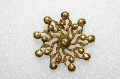 **MBA #E55-161   "Vintage Gold Plated Glass Pearl Fancy Pin"